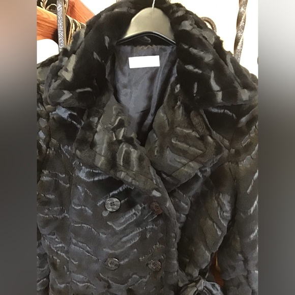 JLo By Jennifer Lopez Outerwear Black Faux Fur Double Breasted Jacket With Tie - Picture 10 of 17
